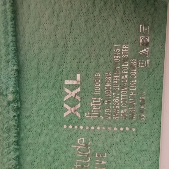 FINAL PRICE DROP Green CUSTOMIZED bleached-out effect hoodie with peace sign - Picture 11 of 12